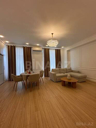 Сдаётся 2-комн. новостройка 80 м², пос. Бадамдар, photo 1 from 12