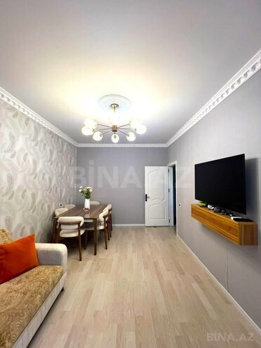 Satılır 2 otaqlı köhnə tikili 60 m², Əhmədli q., photo 1 from 23
