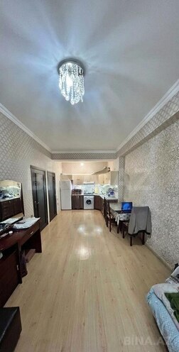 Продаётся 2-комн. новостройка 62 м², м. Нефтчиляр, photo 1 from 10