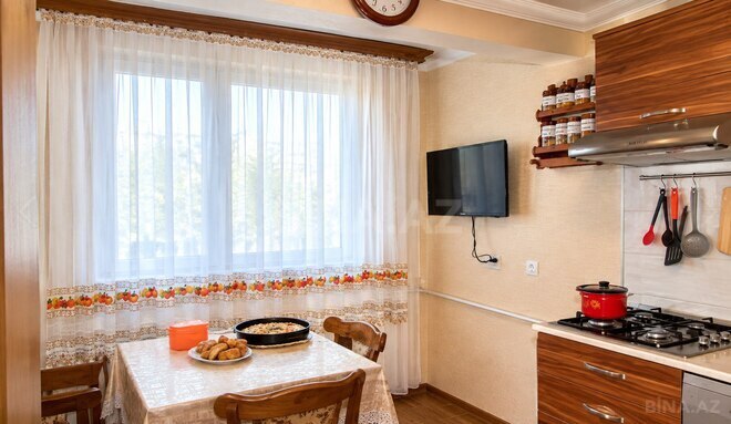 Satılır 4 otaqlı köhnə tikili 120 m², Nərimanov r., photo 8 from 17