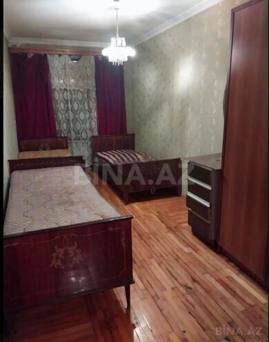 Сдаётся 2-комн. вторичка 60 м², м. Иншаатчылар, photo 4 from 9