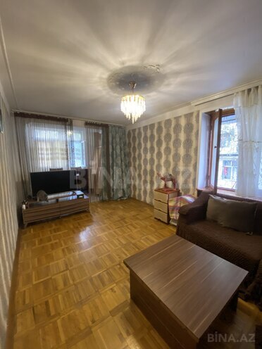 Продаётся 2-комн. вторичка 38 м², м. Элмляр Академиясы, photo 4 from 10