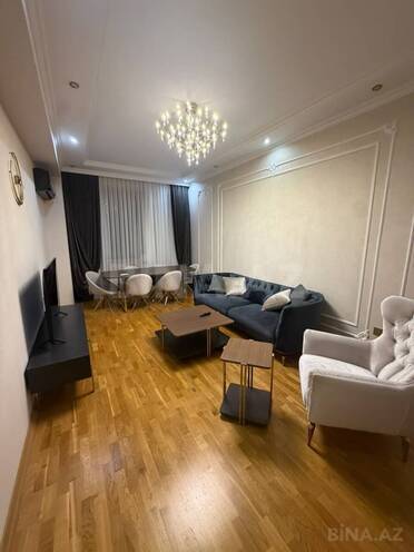 Сдаётся 2-комн. новостройка 75 м², м. Кара Караев, photo 1 from 17