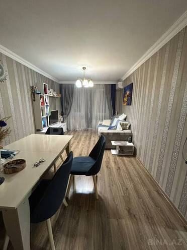 Продается 2-комн. вторичка 50 м², м. Нефтчиляр, photo 1 from 7