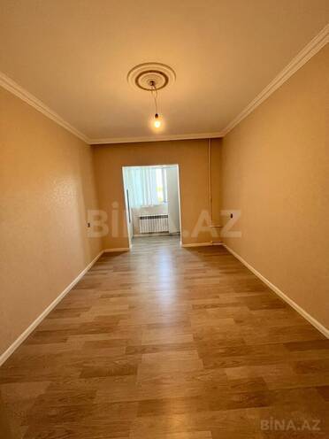 Продаётся 2-комн. вторичка 65 м², м. Халглар Достлугу, photo 1 from 13