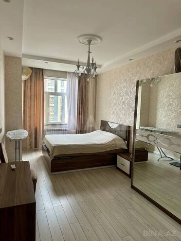 Продаётся 3-комн. новостройка 75 м², м. Кара Караев, photo 4 from 11