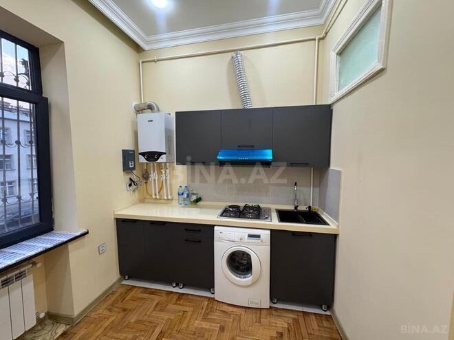 İcarəyə verilir 2 otaqlı köhnə tikili 65 m², Elmlər Akademiyası m., photo 6 from 13