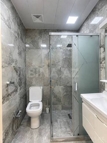 Сдается 2-комн. новостройка 71 м², м. Нефтчиляр, photo 9 from 10