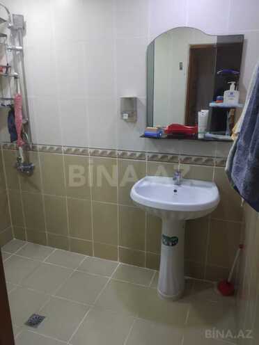 Satılır 4 otaqlı köhnə tikili 110 m², Xalqlar Dostluğu m., photo 17 from 19