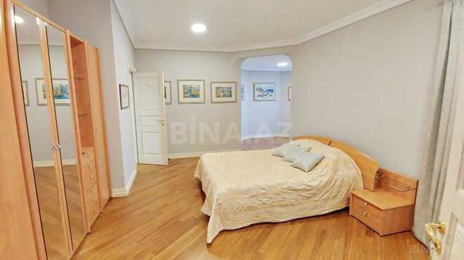Satılır 10 otaqlı həyət evi/bağ evi 1 100 m², Novxanı q., photo 9 from 25