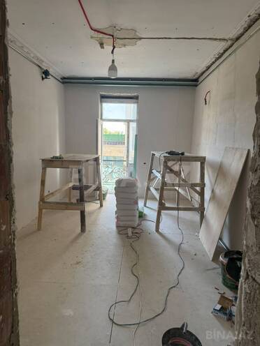 Продаётся 3-комн. вторичка 80 м², Хатаинский р., photo 5 from 9