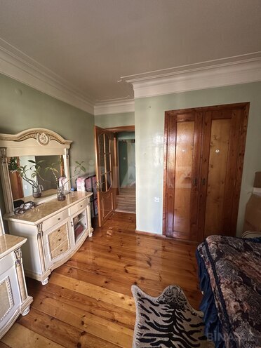 Satılır 5 otaqlı köhnə tikili 120 m², Xalqlar Dostluğu m., photo 21 from 28