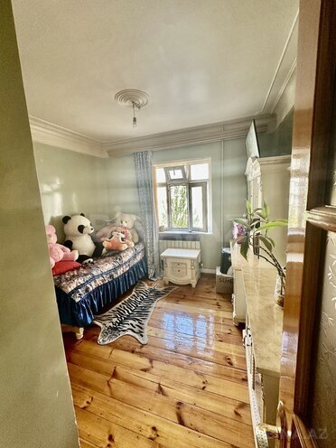 Satılır 5 otaqlı köhnə tikili 120 m², Xalqlar Dostluğu m., photo 13 from 28