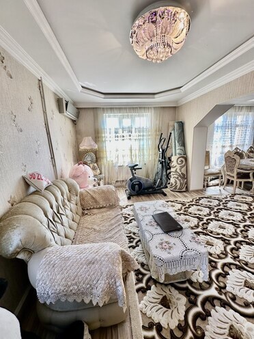 Satılır 5 otaqlı köhnə tikili 120 m², Xalqlar Dostluğu m., photo 9 from 28