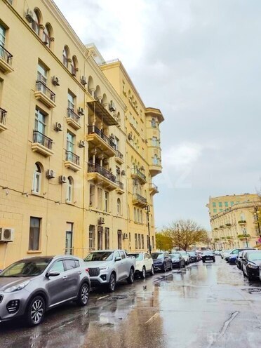 Satılır 4 otaqlı köhnə tikili 135 m², İçəri Şəhər m., photo 30 from 31