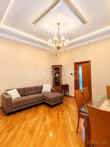 Satılır 4 otaqlı köhnə tikili 135 m², İçəri Şəhər m., photo 13 from 31