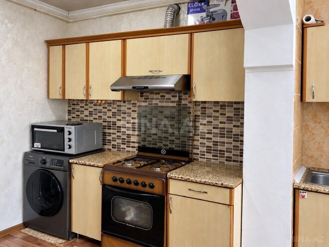 Продается 2-комн. вторичка 66 м², м. Ази Асланов, photo 9 from 14