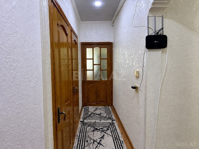 Продается 2-комн. вторичка 66 м², м. Ази Асланов, photo 10 from 14