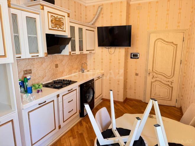 Сдаётся 3-комн. новостройка 130 м², м. 8 ноября, photo 8 from 17