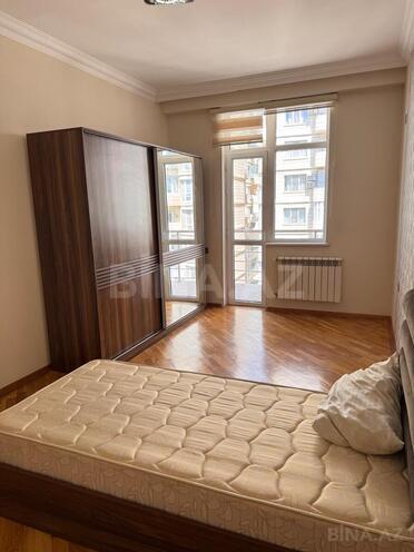 Сдаётся 3-комн. новостройка 130 м², м. 8 ноября, photo 10 from 17