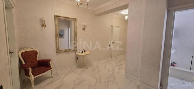 Сдается 3-комн. новостройка 137 м², м. Низами, photo 7 from 8