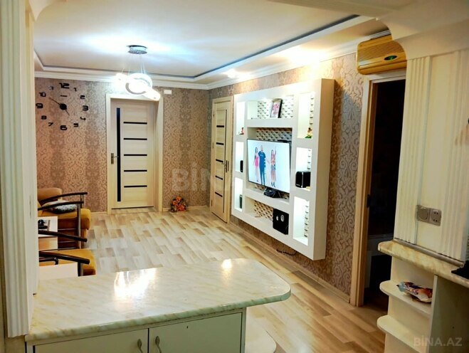 Сдаётся 3-комн. вторичка 54 м², м. Иншаатчылар, photo 3 from 13