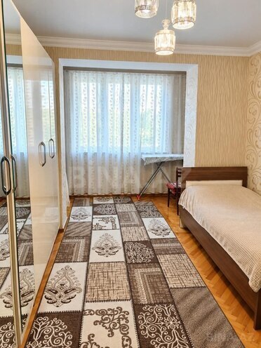 Satılır 3 otaqlı köhnə tikili 80 m², Nizami m., photo 4 from 9