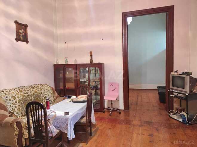 İcarəyə verilir 2 otaqlı köhnə tikili 60 m², Sahil m., photo 1 from 9