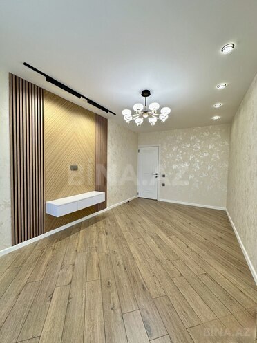 Продаётся 3-комн. вторичка 65 м², м. Ахмедлы, photo 1 from 19