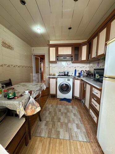 Продаётся 3-комн. вторичка 80 м², м. Ази Асланов, photo 9 from 26