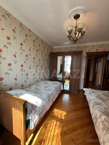 Продаётся 3-комн. вторичка 80 м², м. Ази Асланов, photo 21 from 26