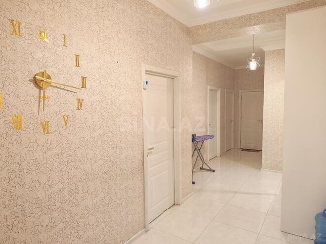Сдаётся 3-комн. новостройка 110 м², photo 12 from 20