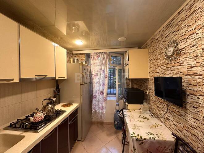 Продаётся 3-комн. вторичка 75 м², м. Низами, photo 12 from 20