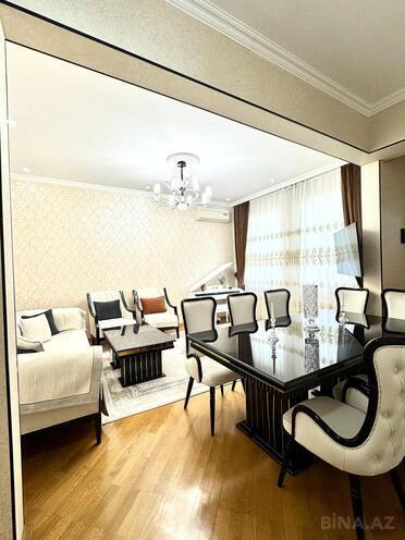Продаётся 5-комн. дом/дача 220 м², Бинагадинский р., photo 1 from 32
