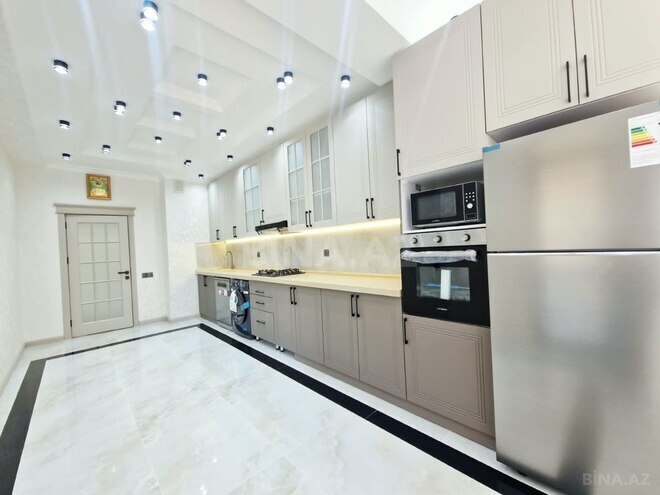 Продаётся 3-комн. новостройка 130 м², м. Кара Караев, photo 11 from 19