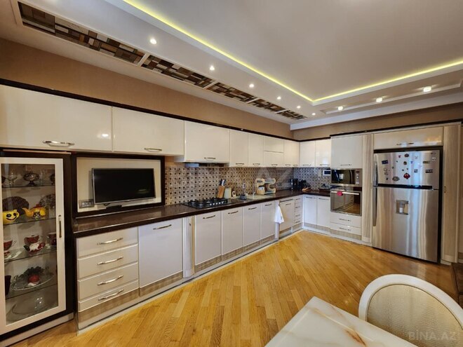 İcarəyə verilir 3 otaqlı yeni tikili 190 m², Yasamal r., photo 14 from 24
