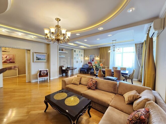 İcarəyə verilir 3 otaqlı yeni tikili 190 m², Yasamal r., photo 5 from 24