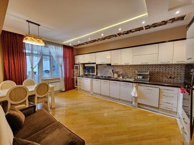 İcarəyə verilir 3 otaqlı yeni tikili 190 m², Yasamal r., photo 13 from 24