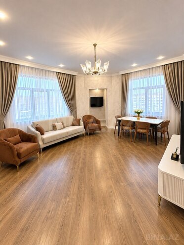Сдаётся 2-комн. новостройка 95 м², м. Шах Исмаил Хатаи, photo 1 from 9