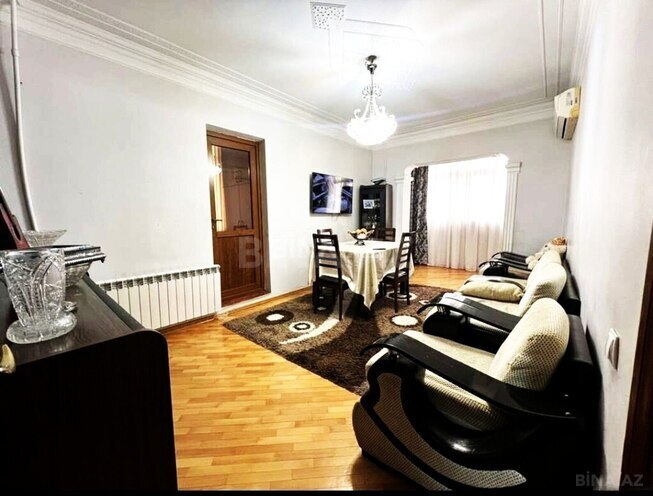 Продаётся 4-комн. вторичка 112 м², м. Шах Исмаил Хатаи, photo 1 from 20