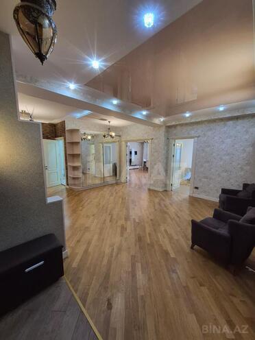 Сдается 3-комн. новостройка 185 м², м. 28 мая, photo 15 from 30