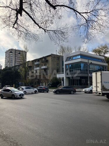 Satılır 1 otaqlı köhnə tikili 38 m², İnşaatçılar m., photo 1 from 11