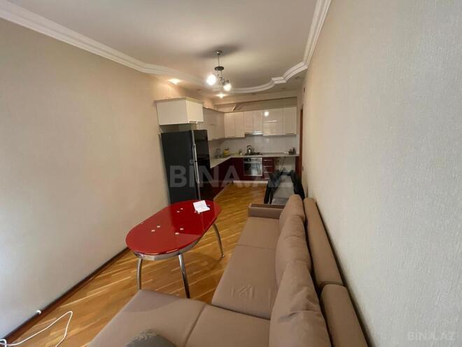 Satılır 3 otaqlı köhnə tikili 135 m², İnşaatçılar m., photo 14 from 19