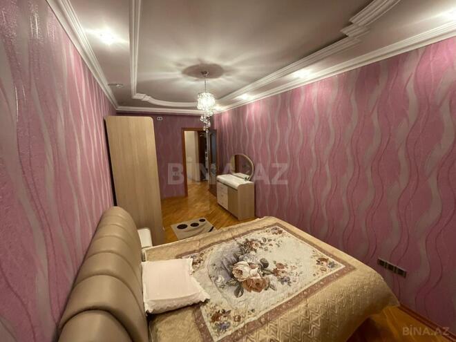 Satılır 3 otaqlı köhnə tikili 135 m², İnşaatçılar m., photo 5 from 19