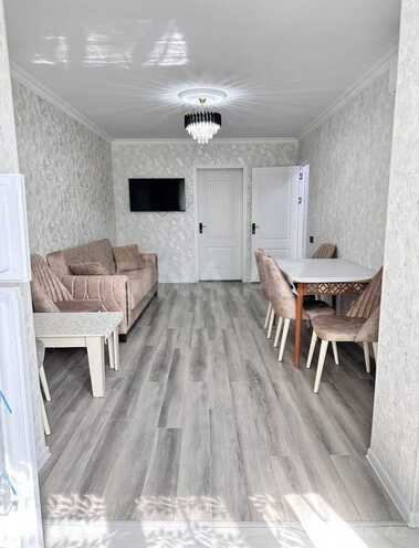 Продается 3-комн. вторичка 55 м², пос. Биладжары, photo 1 from 13