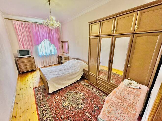 Satılır 3 otaqlı köhnə tikili 80 m², Qara Qarayev m., photo 9 from 12