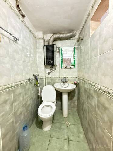 Satılır 2 otaqlı köhnə tikili 55 m², İnşaatçılar m., photo 9 from 10