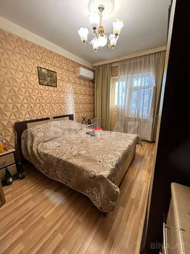 Продаётся 2-комн. вторичка 65 м², м. 8 ноября, photo 4 from 15