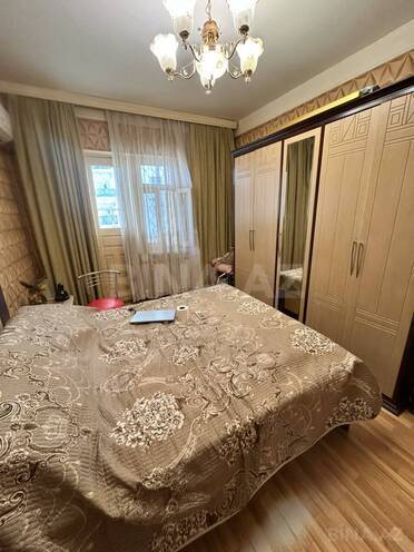 Продаётся 2-комн. вторичка 65 м², м. 8 ноября, photo 5 from 15
