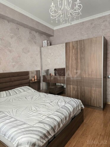 Продаётся 3-комн. новостройка 110 м², м. Кара Караев, photo 6 from 26